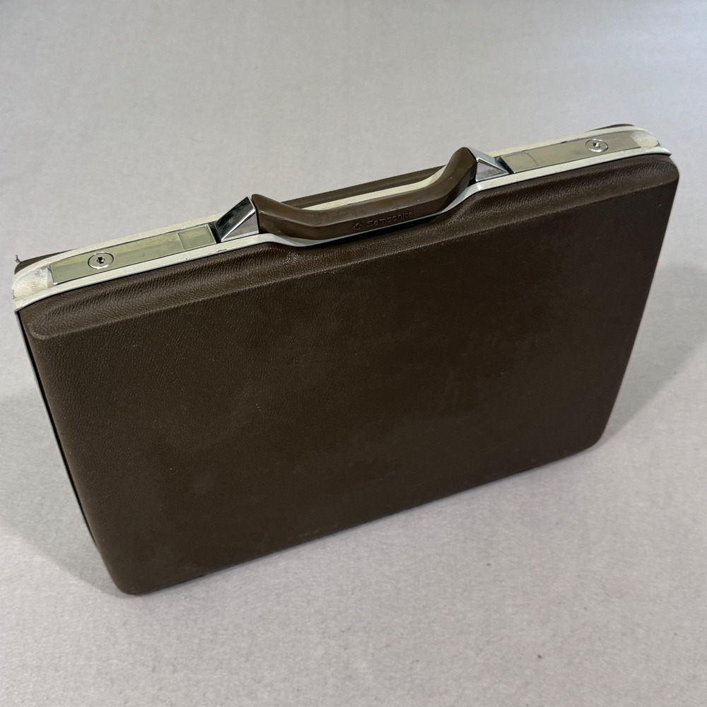 Samsonite Briefcase Mens Brown Hard Shell Vintage Attache Case No Keys